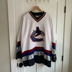 Vintage Vancouver Canucks Jersey